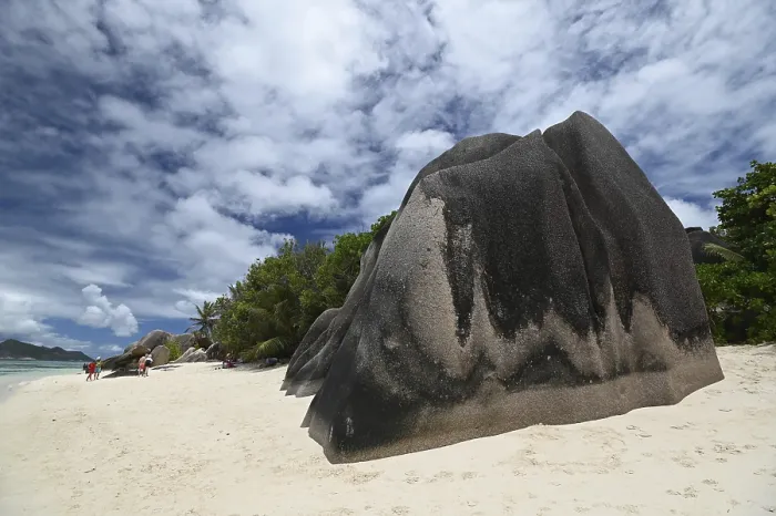 Framed Print : Granite Rocks on Anse Source d'Argent Beach Print Framed Print : Granite Rocks on Anse Source d'Argent Beach Print