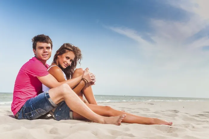 Framed Print : Guy and his girlfriend on the beach Print Framed Print : Guy and his girlfriend on the beach Print