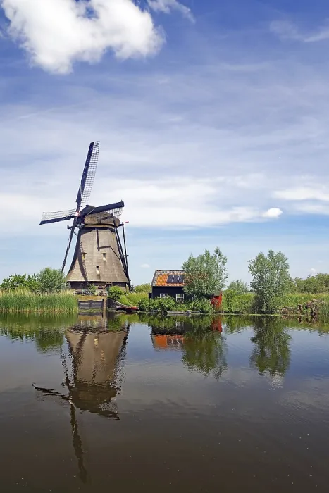 Framed Print : Historic Windmill Print, Kinderdyk, Netherlands Framed Print : Historic Windmill Print, Kinderdyk, Netherlands