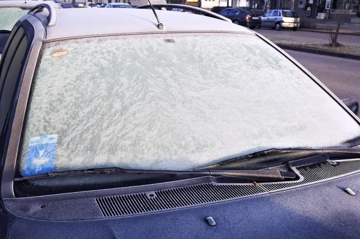 Framed Print : Icy Windscreen Print