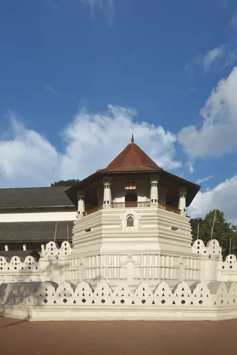 Framed Print : Temple of the Tooth Print, Sri Lanka Framed Print : Temple of the Tooth Print, Sri Lanka