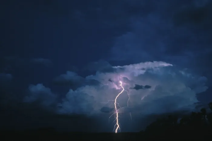 Framed Print : Print: Lightning / Thunderstorm Framed Print : Print: Lightning / Thunderstorm
