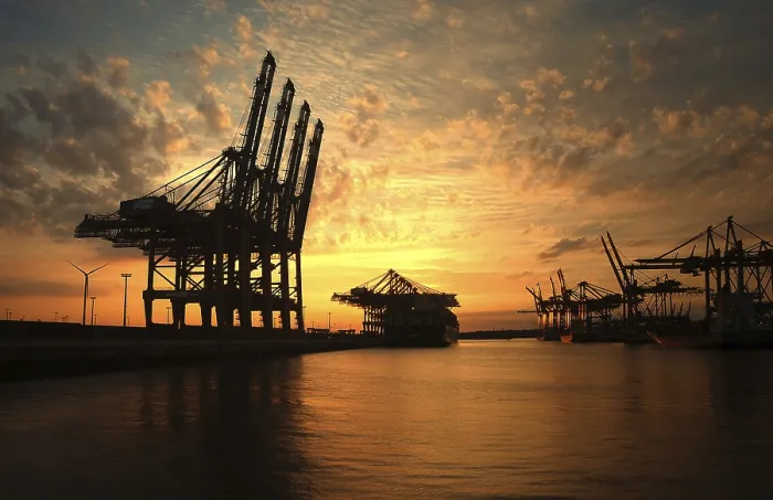 Framed Print : Loading Cranes at Sunset Print, Waltershofer Harbor, Hamburg Framed Print : Loading Cranes at Sunset Print, Waltershofer Harbor, Hamburg