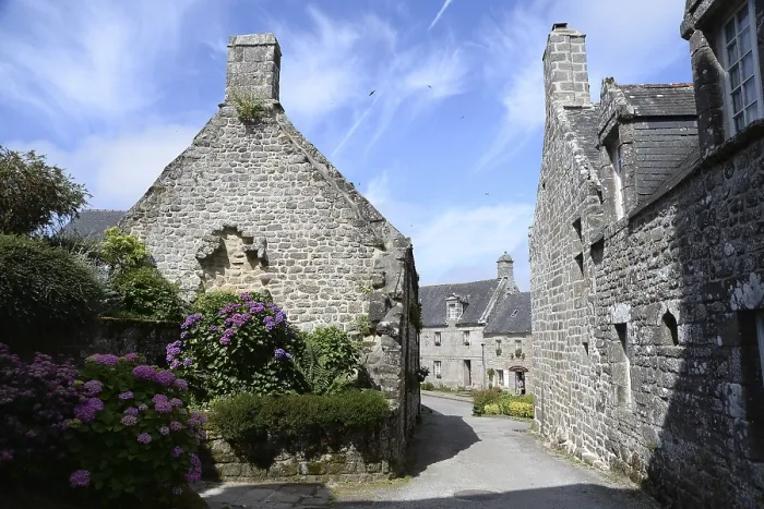 Framed Print : Locronan, Brittany Print Framed Print : Locronan, Brittany Print