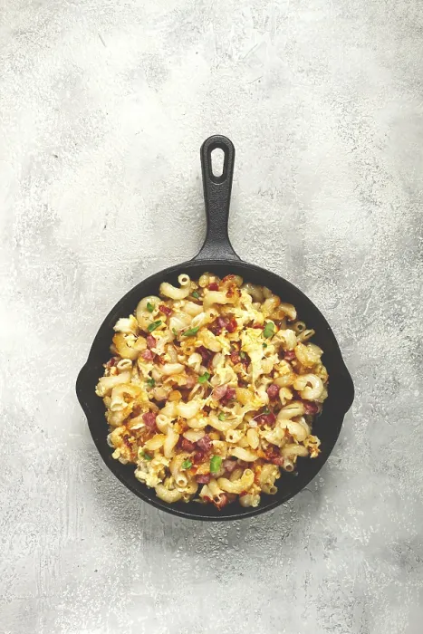 Framed Print : Macaroni with Cheese and Bacon Print - Baked Dish Framed Print : Macaroni with Cheese and Bacon Print - Baked Dish
