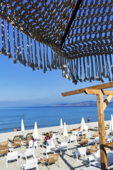 Framed Print : Macrame Parasol Print, L'le-Rousse, Corsica Framed Print : Macrame Parasol Print, L'le-Rousse, Corsica
