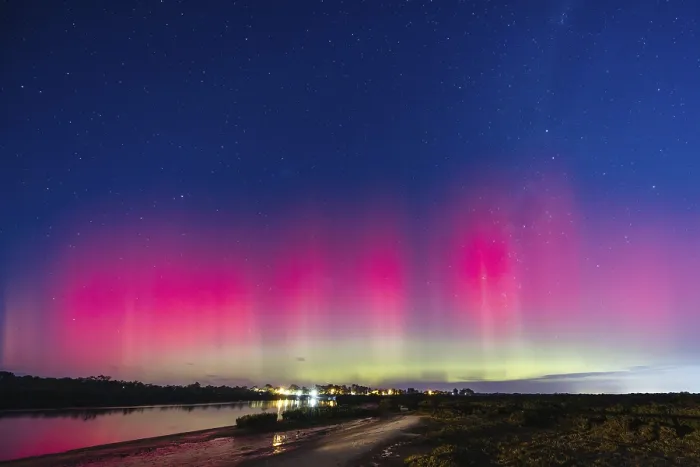 Framed Print : Aurora Australis Print over Melbourne, Australia Framed Print : Aurora Australis Print over Melbourne, Australia