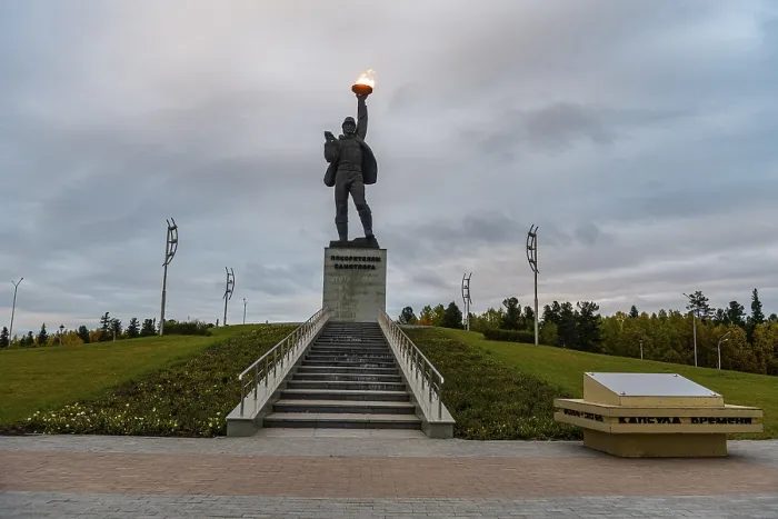 Framed Print : Monument to the Conquerors of Samotlor Print, Russia