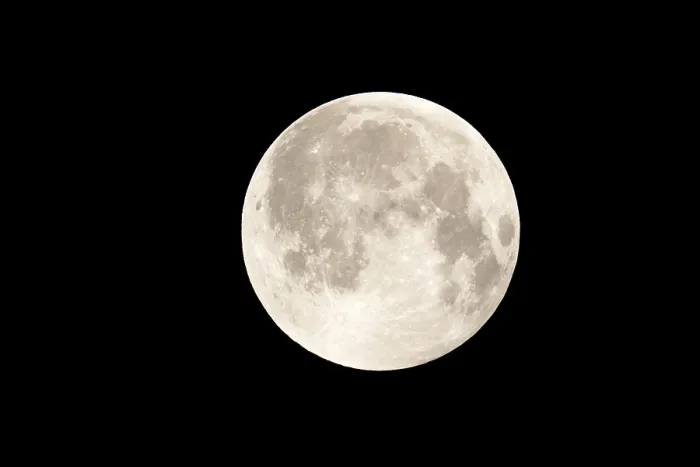 Framed Print : Full Moon Print by ImageBROKER Framed Print : Full Moon Print by ImageBROKER