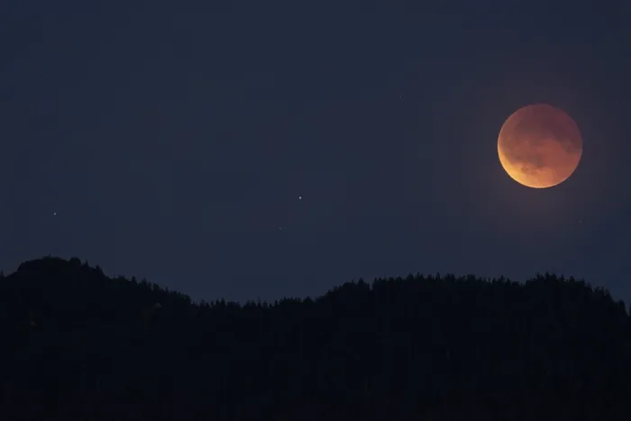 Framed Print : Full Moon, Blood Moon, Lunar Eclipse Print 2025 Germany