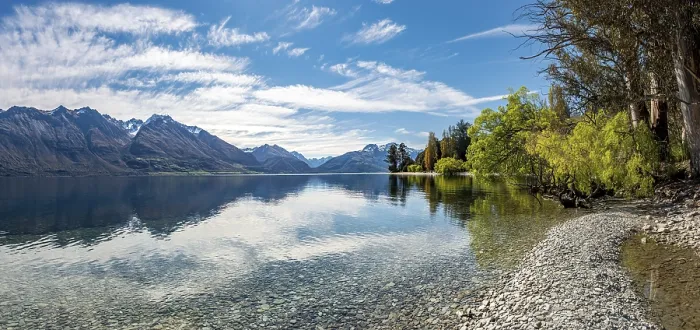 Framed Print : Mountains Reflected in Lake Wakatipu Print