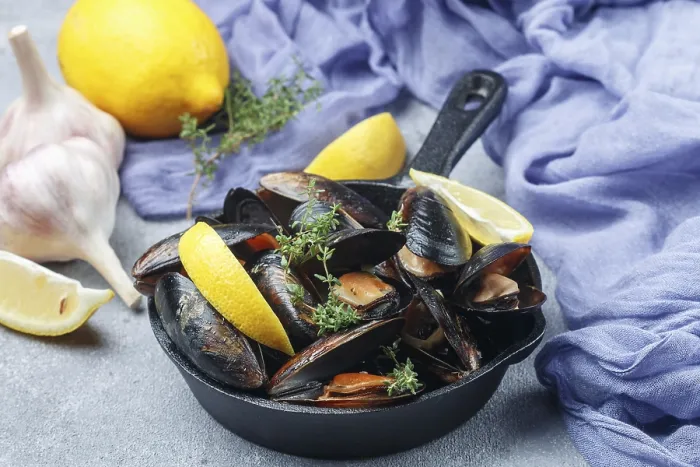 Framed Print : Mussels in the Shell with Lemon Print Framed Print : Mussels in the Shell with Lemon Print