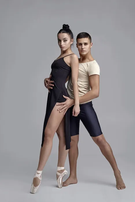 Framed Print : Modern Ballet Dancers Print in Studio Framed Print : Modern Ballet Dancers Print in Studio