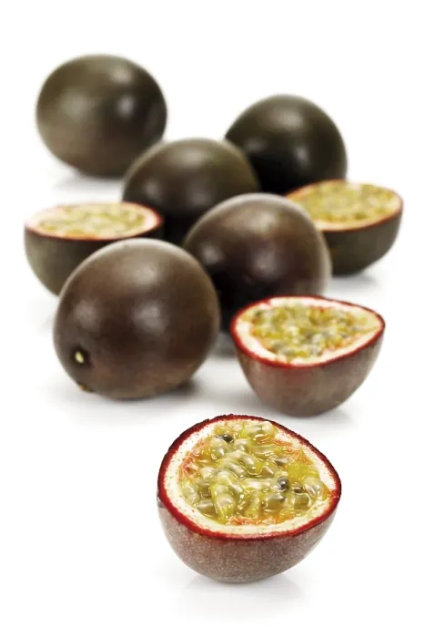 Framed Print : Passion Fruit Print: Cut and Whole Fruits Framed Print : Passion Fruit Print: Cut and Whole Fruits