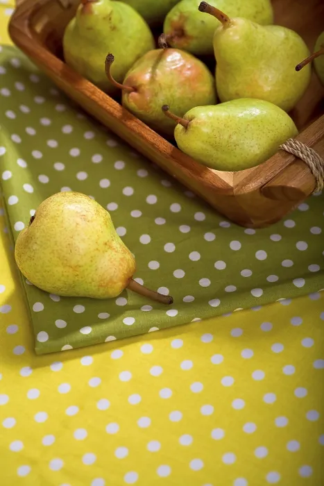 Framed Print : Pears in a Basket Print on Table Framed Print : Pears in a Basket Print on Table