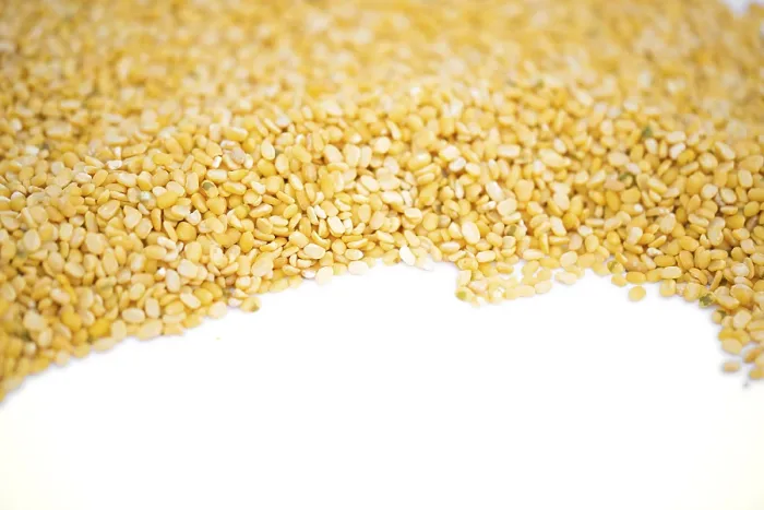 Framed Print : Gram Pulses Print: Split Chickpeas and Lentils