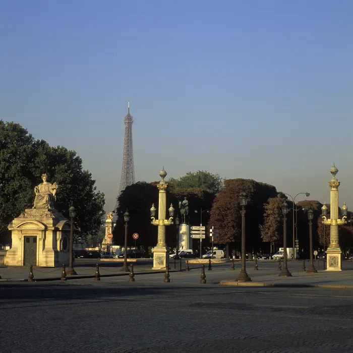 Framed Print : Place de la Concorde with Eiffel Tower, Paris Print Framed Print : Place de la Concorde with Eiffel Tower, Paris Print