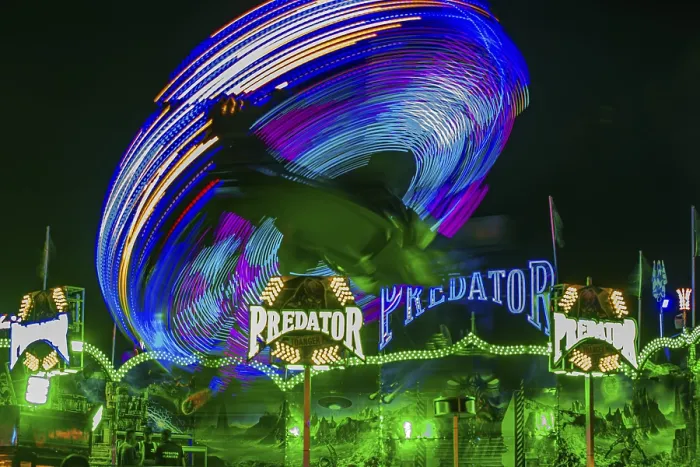 Framed Print : Predator Overhead Ride in Motion Print