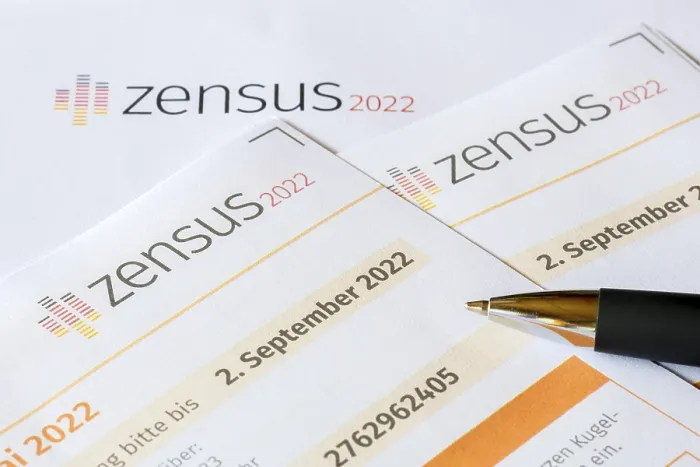 Framed Print : ImageBROKER Print: 2022 Census Questionnaire Framed Print : ImageBROKER Print: 2022 Census Questionnaire