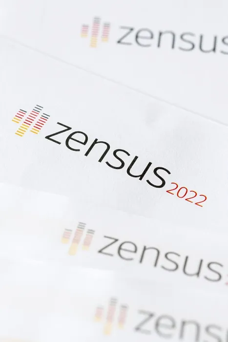 Framed Print : Building and Housing Census Questionnaire Print, Census 2022 Framed Print : Building and Housing Census Questionnaire Print, Census 2022
