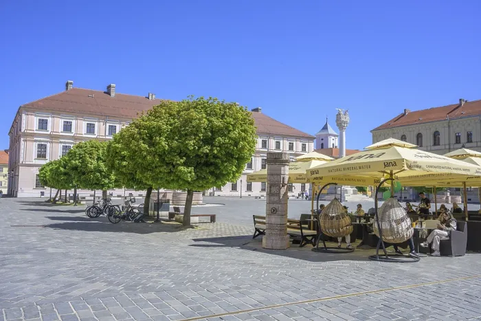 Framed Print : Restaurants on the Main Square of Tvrđa Print, Osijek, Croatia Framed Print : Restaurants on the Main Square of Tvrđa Print, Osijek, Croatia
