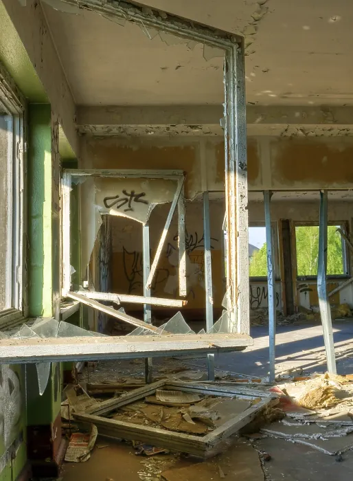Framed Print : Room in a Ruin Print from ImageBROKER Framed Print : Room in a Ruin Print from ImageBROKER