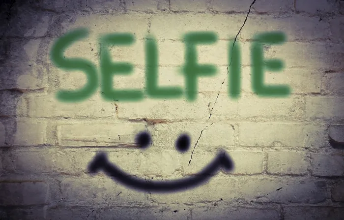 Framed Print : Selfie Concept Print Art Framed Print : Selfie Concept Print Art