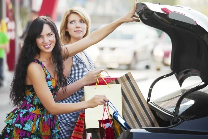 Framed Print : After Shopping Print by ImageBROKER Framed Print : After Shopping Print by ImageBROKER