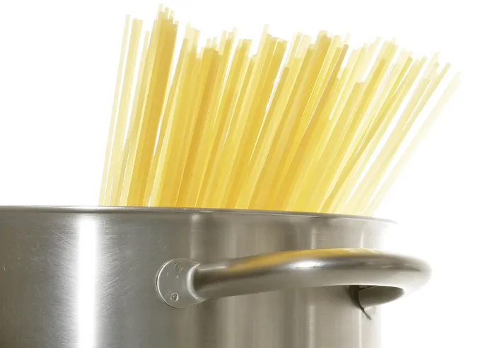 Framed Print : Spaghetti to Cook in a Pot Print Framed Print : Spaghetti to Cook in a Pot Print