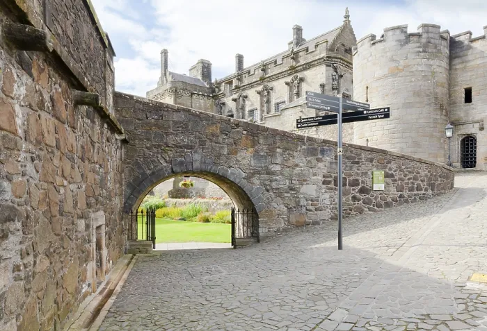 Framed Print : Stirling Castle Print: August 2014 Framed Print : Stirling Castle Print: August 2014