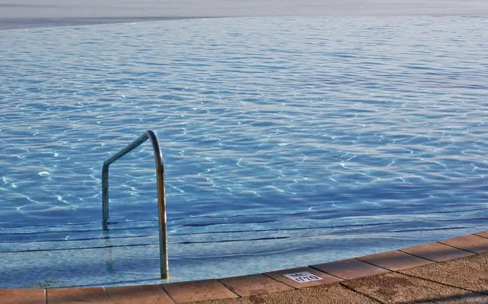 Framed Print : Swimming Pool Print Framed Print : Swimming Pool Print