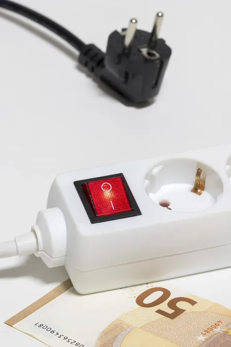 Framed Print : Switchable Power Outlet Strip Print: Energy Saving Framed Print : Switchable Power Outlet Strip Print: Energy Saving