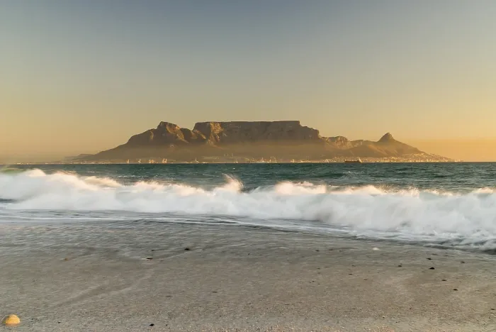 Framed Print : Table Mountain Print, Cape Town Evening Light