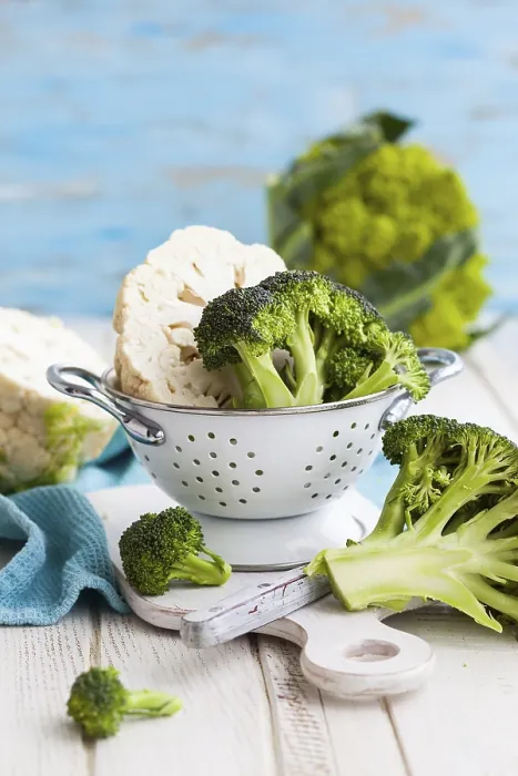 Framed Print : Various types of cabbage: romanesco, broccoli and cauliflower Print Framed Print : Various types of cabbage: romanesco, broccoli and cauliflower Print
