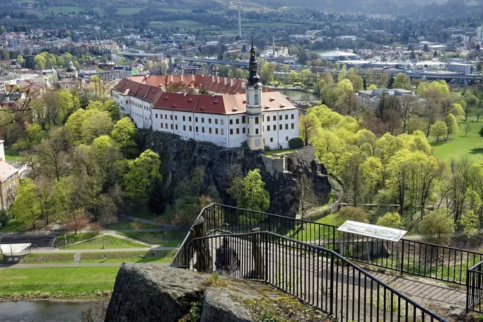 Framed Print : View of Decin Castle Print from the Shepherd's Wall Framed Print : View of Decin Castle Print from the Shepherd's Wall