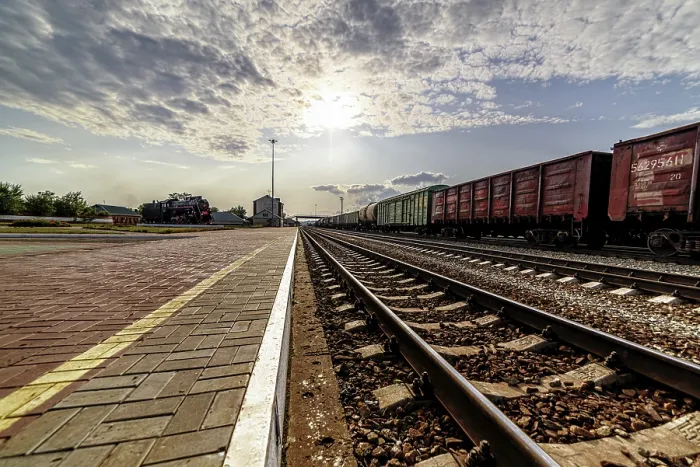 Framed Print : Railway Tracks Print with Cloudy Sky Framed Print : Railway Tracks Print with Cloudy Sky