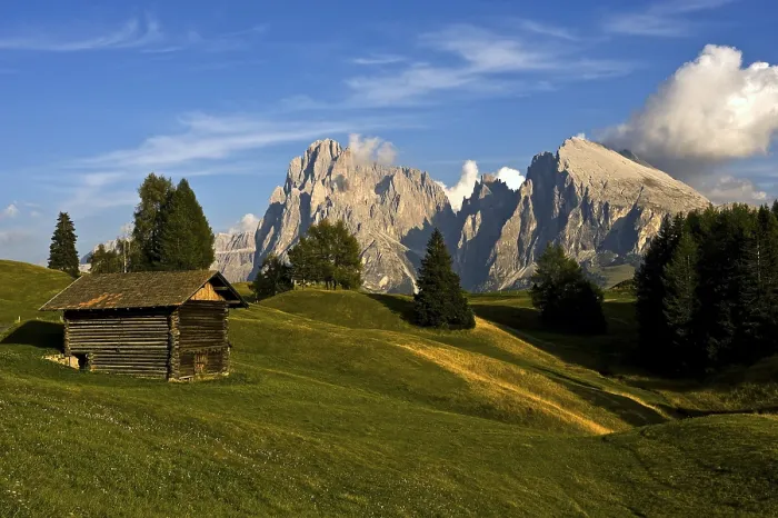 Framed Print : View over the Seiser Alm on Mt. Sassolungo and Mt. Plattkofel Print, Dolomites Framed Print : View over the Seiser Alm on Mt. Sassolungo and Mt. Plattkofel Print, Dolomites
