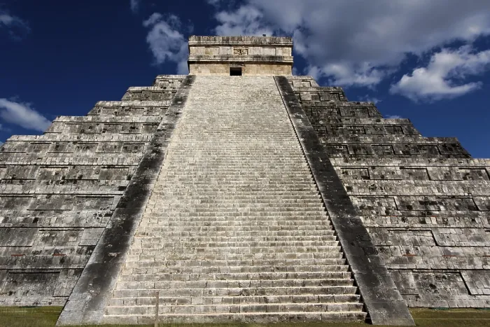 Framed Print : View up the stairs of Kukulkan Pyramid at Chichen Itza Print, Yucatan, Mexico Framed Print : View up the stairs of Kukulkan Pyramid at Chichen Itza Print, Yucatan, Mexico