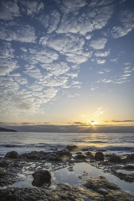 Framed Print : View of the sunrise over the Atlantic - Print Framed Print : View of the sunrise over the Atlantic - Print