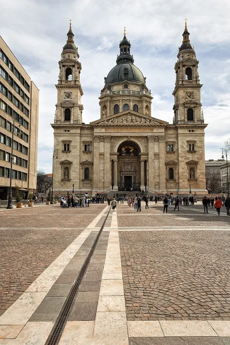 Framed Print : Budapest, Hungary - St. Stephen's Basilica Print Framed Print : Budapest, Hungary - St. Stephen's Basilica Print
