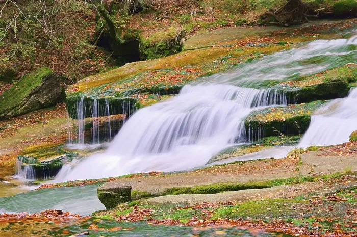 Framed Print : Waterfall Print, ImageBROKER Collection