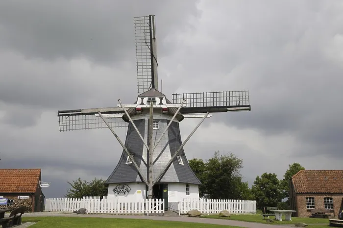 Framed Print : Werdumer Muhle Print, Historic Dutch Windmill Framed Print : Werdumer Muhle Print, Historic Dutch Windmill