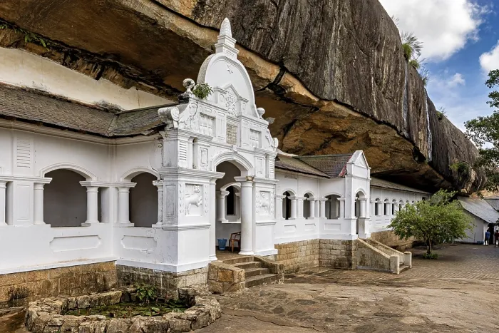 Framed Print : Dambulla Cave Temple Print, Sri Lanka Framed Print : Dambulla Cave Temple Print, Sri Lanka