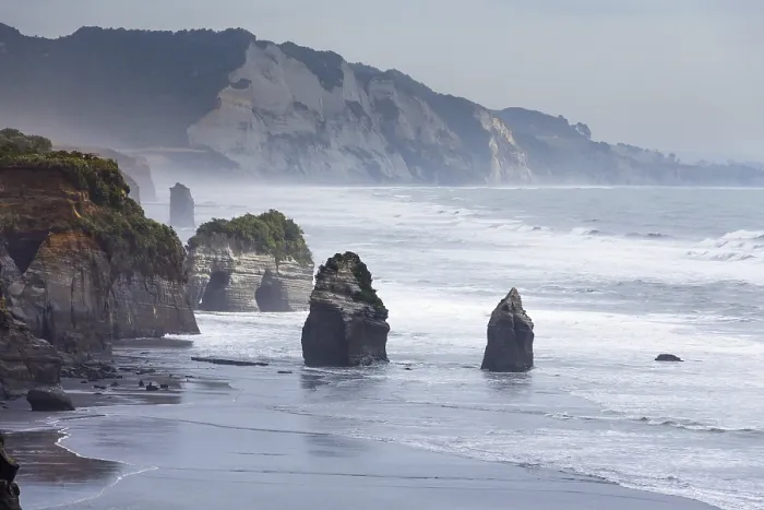 Framed Print : The Whitecliffs Rock Formation Print, Tongaporutu, New Zealand Framed Print : The Whitecliffs Rock Formation Print, Tongaporutu, New Zealand
