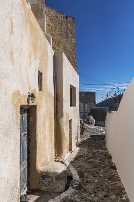 Framed Print : Whitewashed Architecture in Pyrgos, Santorini Print Framed Print : Whitewashed Architecture in Pyrgos, Santorini Print