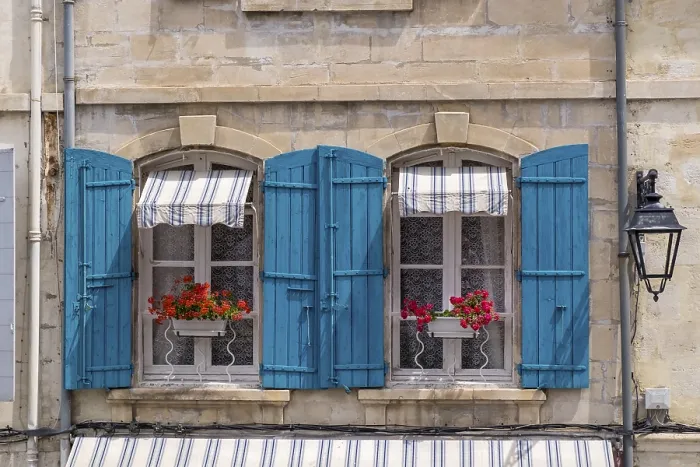 Framed Print : Window with Blue Shutters and Red Geraniums Print, Arles, France Framed Print : Window with Blue Shutters and Red Geraniums Print, Arles, France