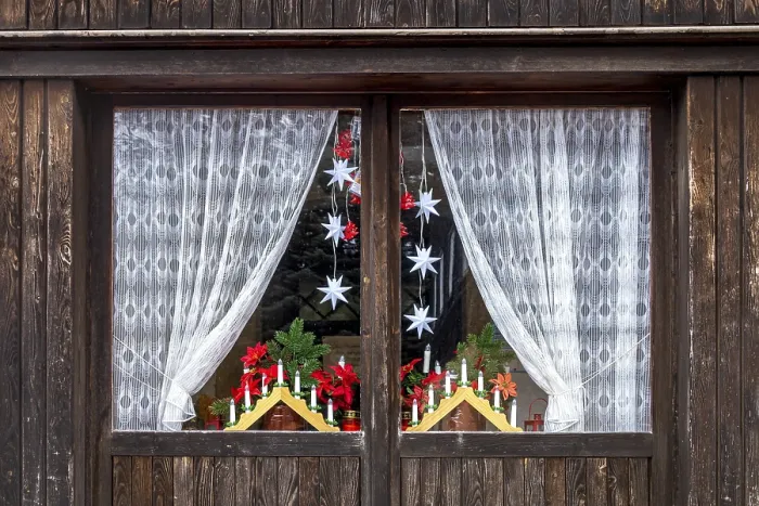 Framed Print : Windows Print from imageBROKER Framed Print : Windows Print from imageBROKER