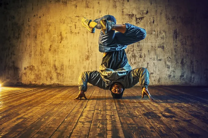 Framed Print : Breakdancing Print: Urban Youth in Motion Framed Print : Breakdancing Print: Urban Youth in Motion