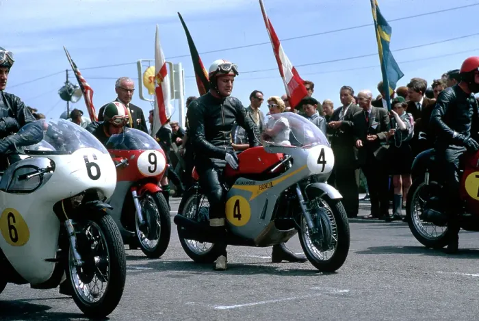 Framed Print : Mike Hailwood at the TT Race Starting Line Print Framed Print : Mike Hailwood at the TT Race Starting Line Print