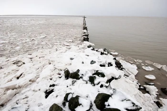 Framed Print : Waddenzee Winter Landscape Print